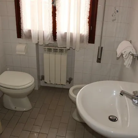 Caravel Hotel 3*