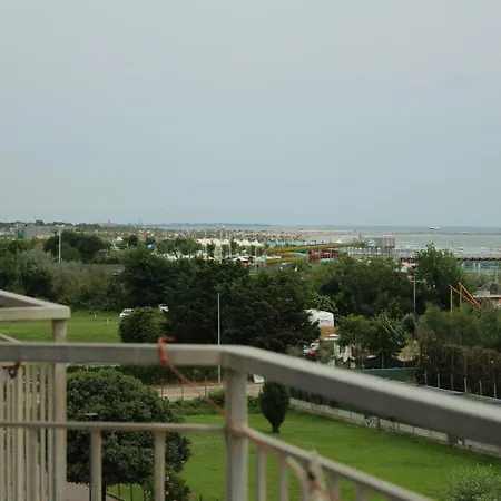 Hotel Caravel 3*