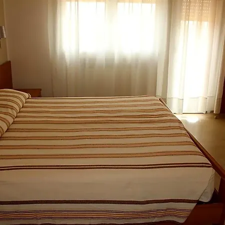 Caravel Hotel 3*