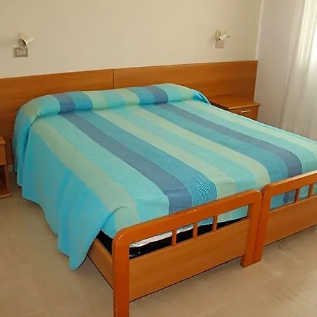 Caravel Sottomarina